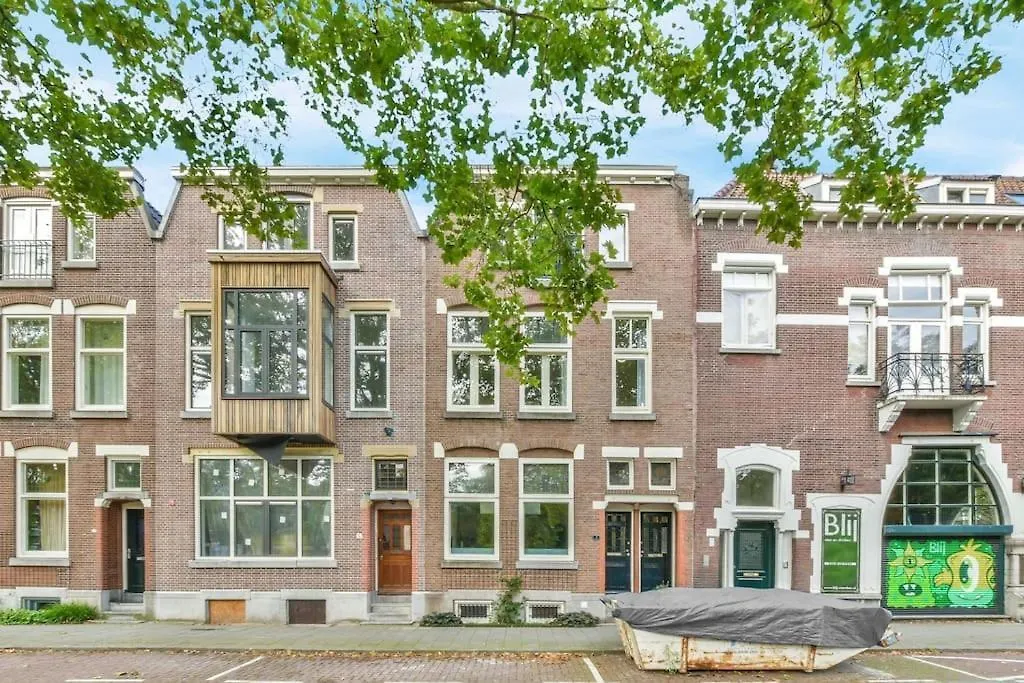 Herenhuis In Het Stadscentrum Rotterdam Holland